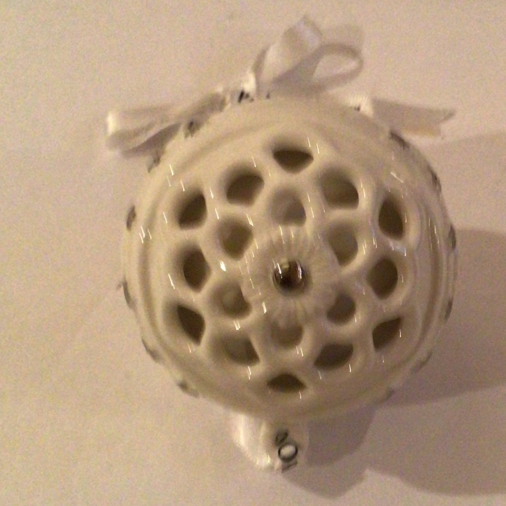 🎄🎁2011 Pandora Porcelain Christmas Tree Ornament
